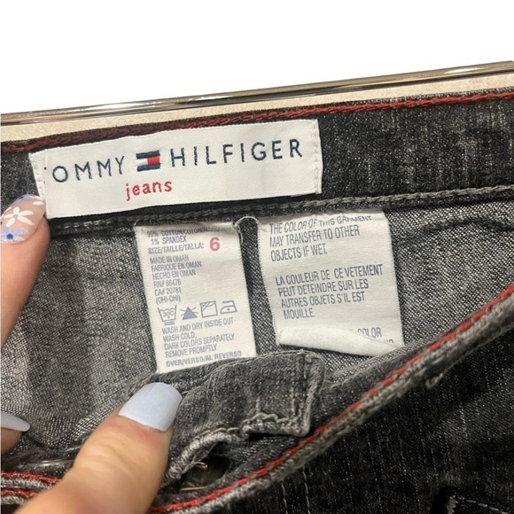 Vintage 90s Y2K Tommy Hilfiger Black Denim Jeans Zipper Pockets Size 6 Straight - Picture 4 of 8